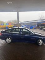 VAUXHALL VECTRA CLUB 16V VERY LOW MILEAGE - 217 - 2