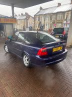 VAUXHALL VECTRA CLUB 16V VERY LOW MILEAGE - 217 - 6